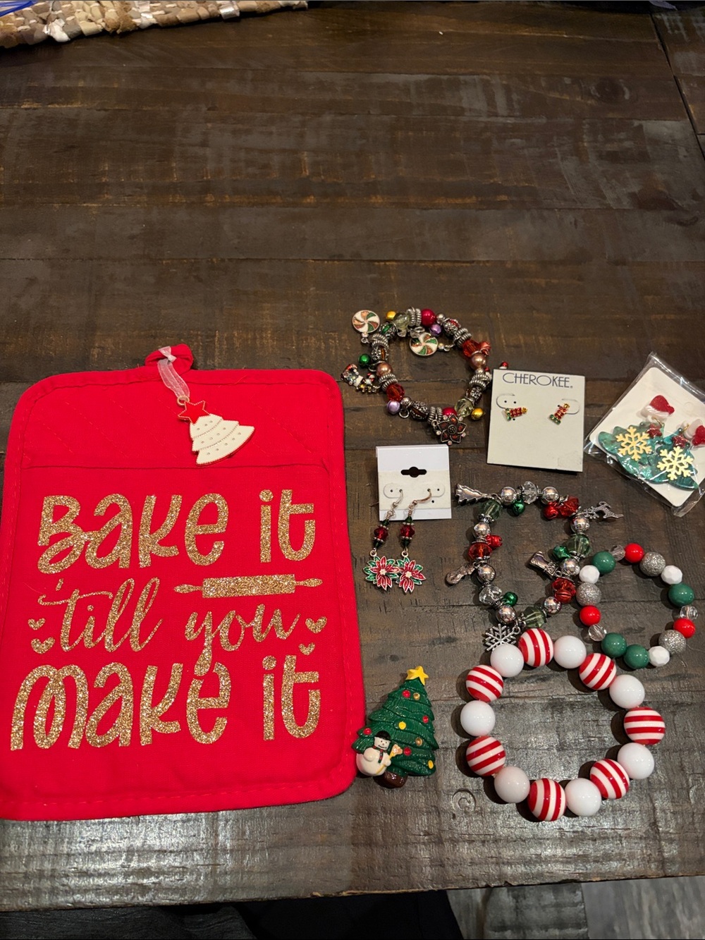 Christmas Holiday Jewelry & Kitchen Lot Bundle Earrings Bracelets Brooch
